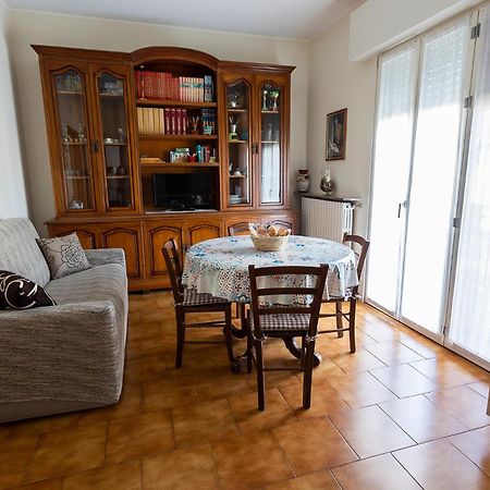 Casa Stema Apartment Meda ภายนอก รูปภาพ
